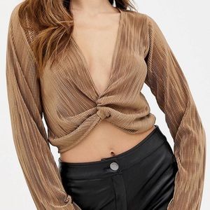 🆕W TAGS NEVERWORN Gold/Tan long sleeve silky crop